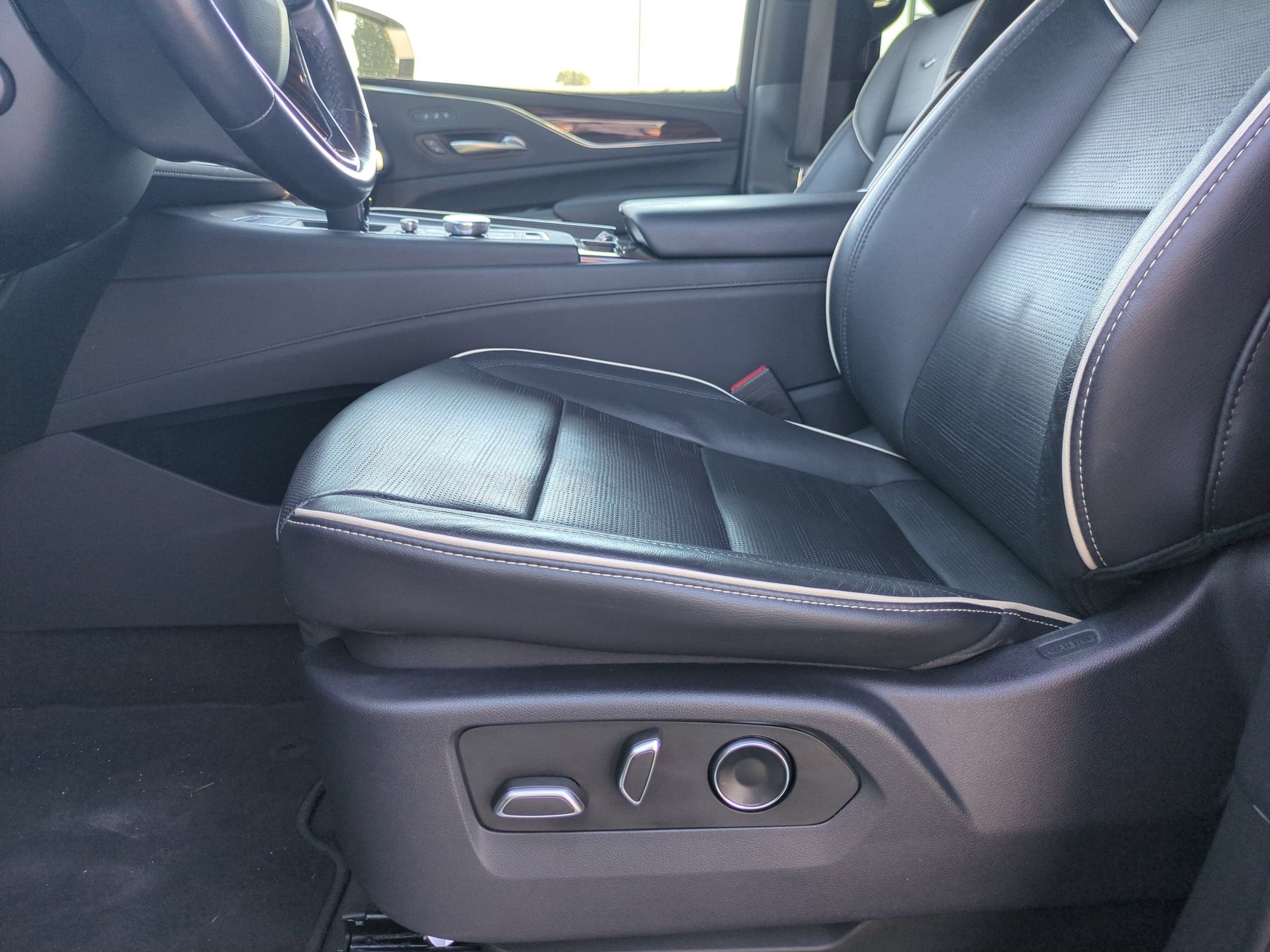 2023 Cadillac Escalade 4WD Premium Luxury