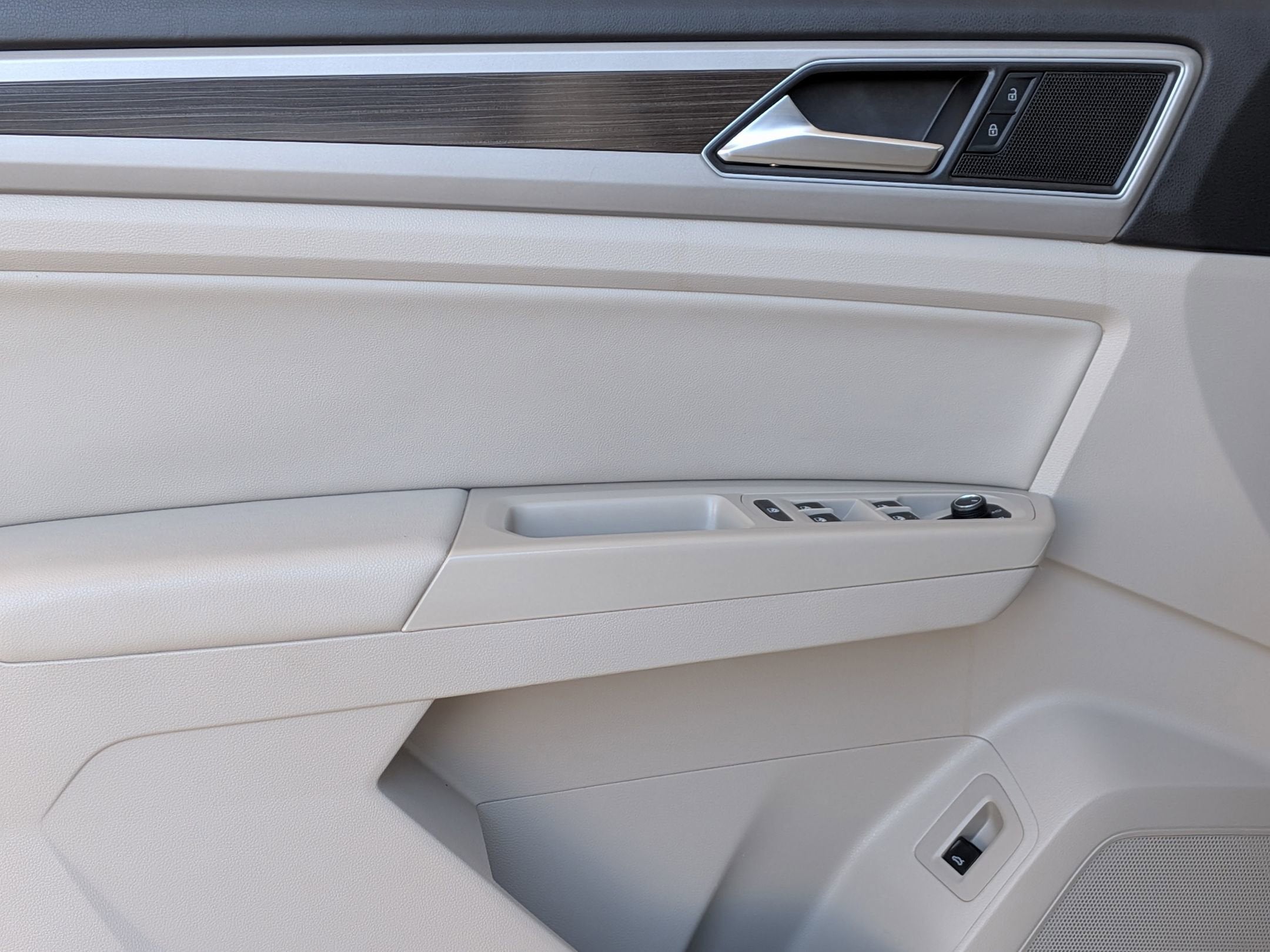 2019 Volkswagen Atlas 3.6L V6 SEL R-Line