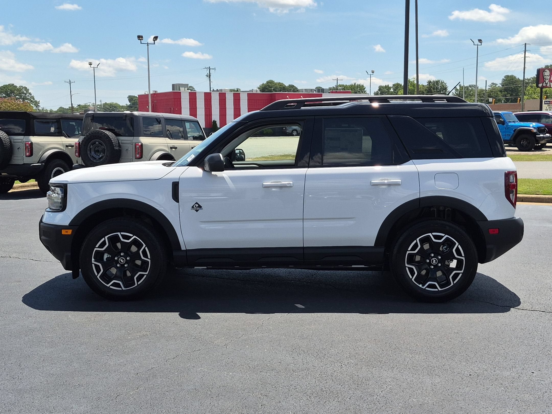 2026 Ford Bronco Sport Outer Banks