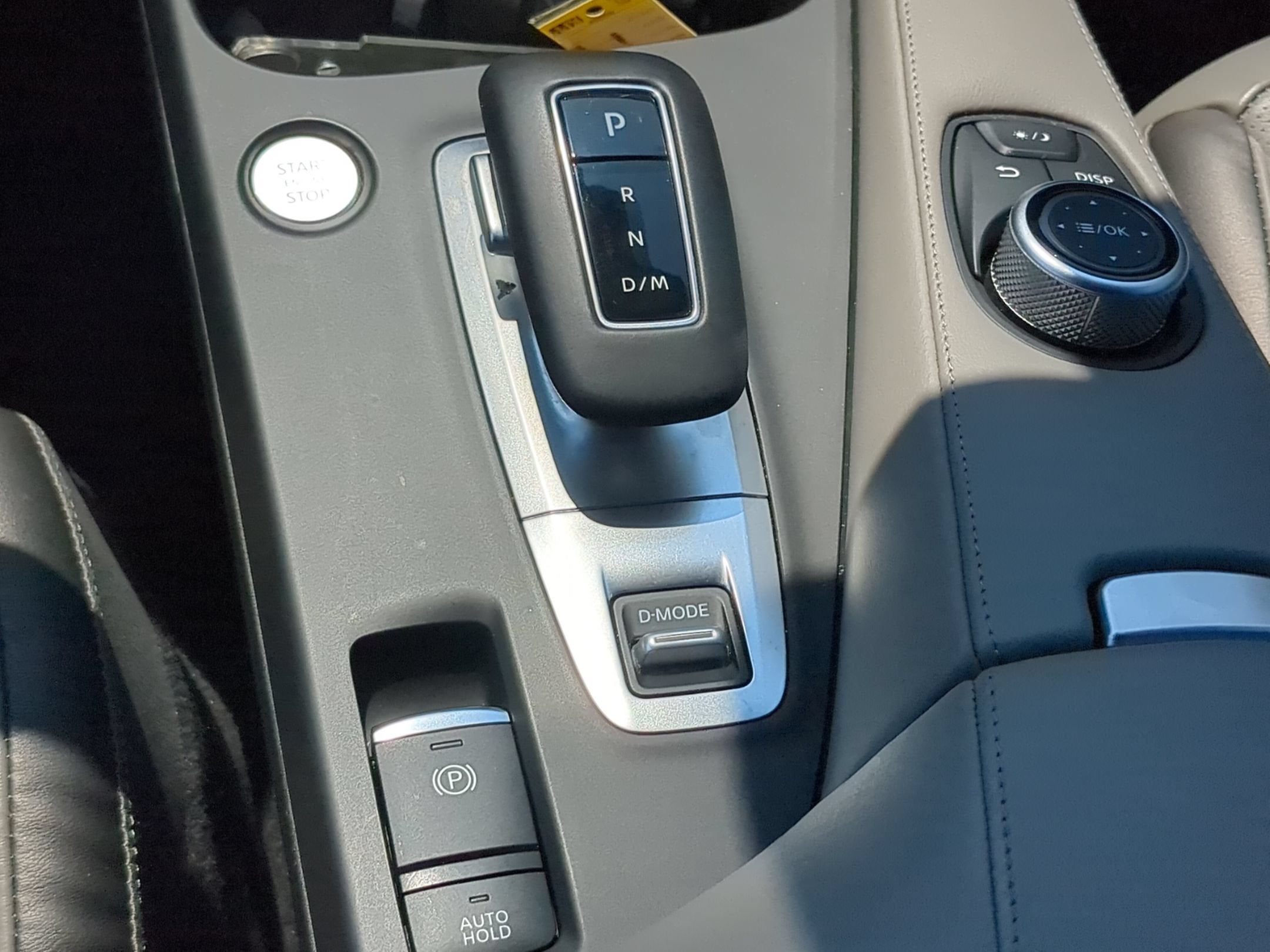 2023 INFINITI QX50 LUXE