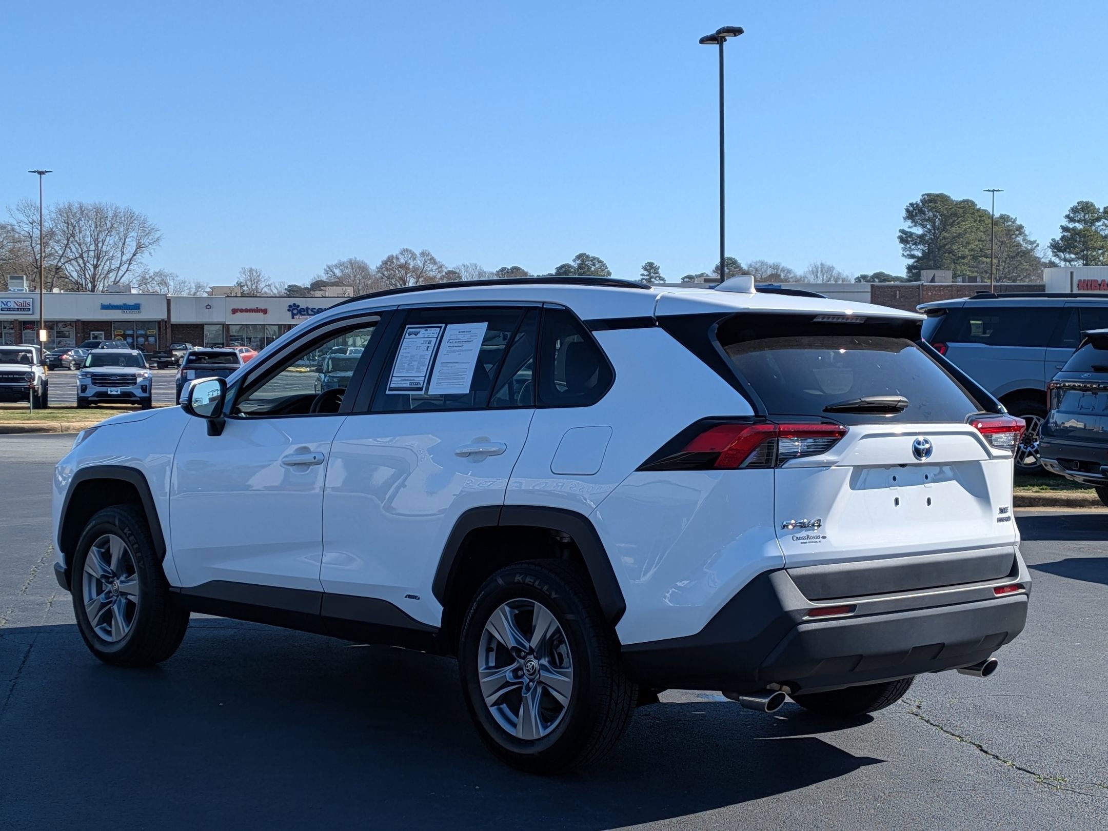 2023 Toyota RAV4 Hybrid XLE