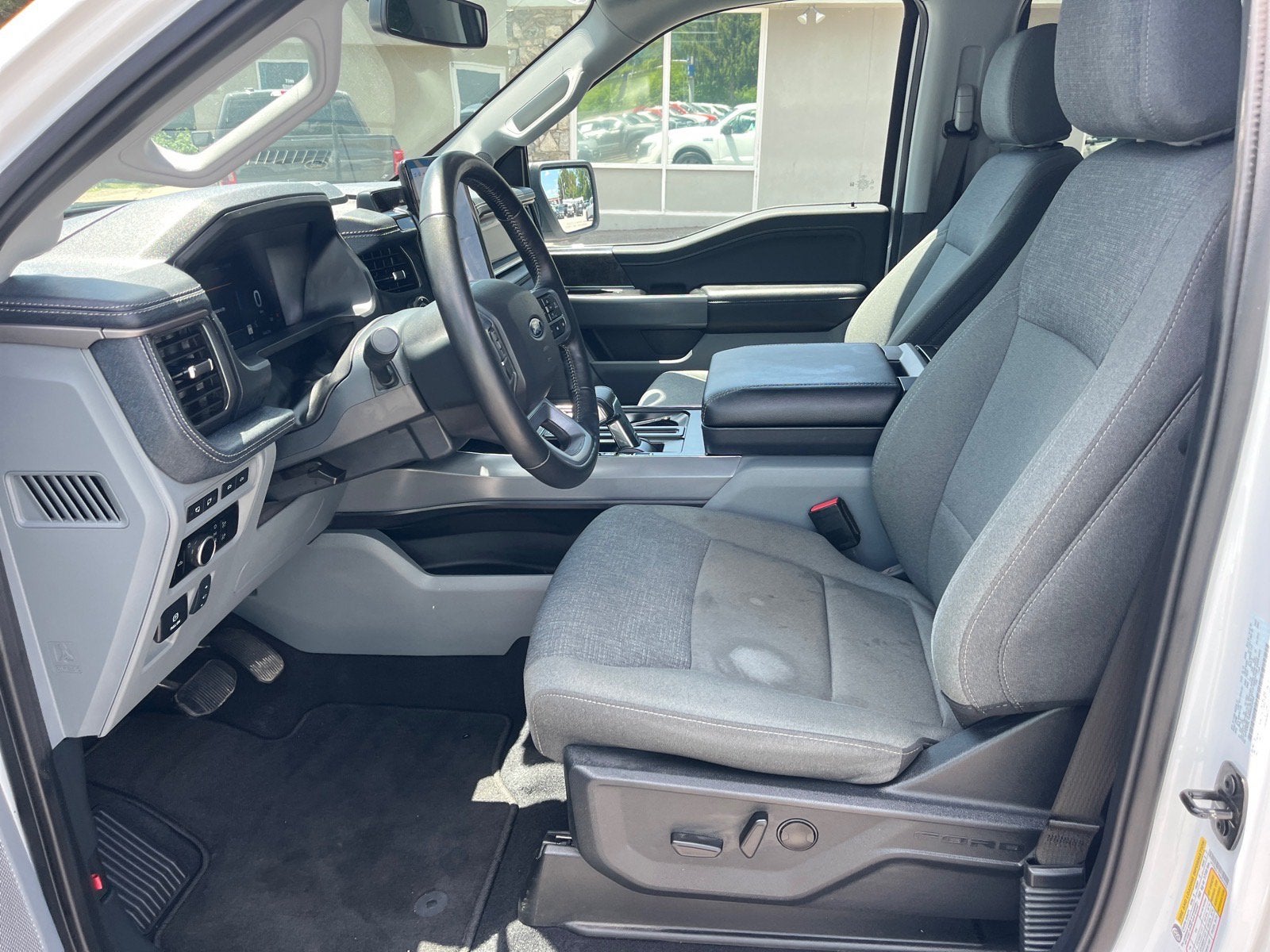 2024 Ford F-150 Lightning Flash
