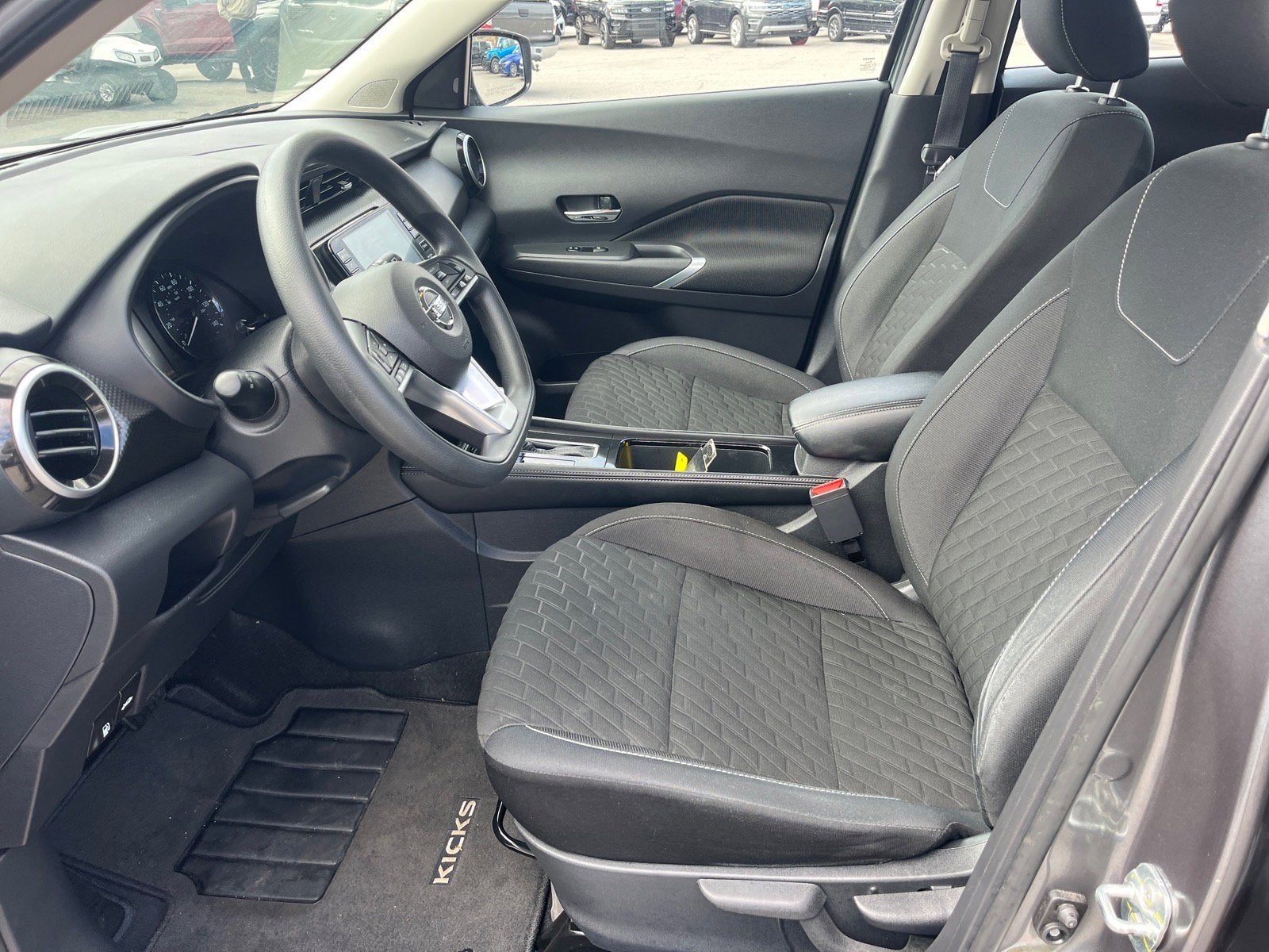 2021 Nissan Kicks SV